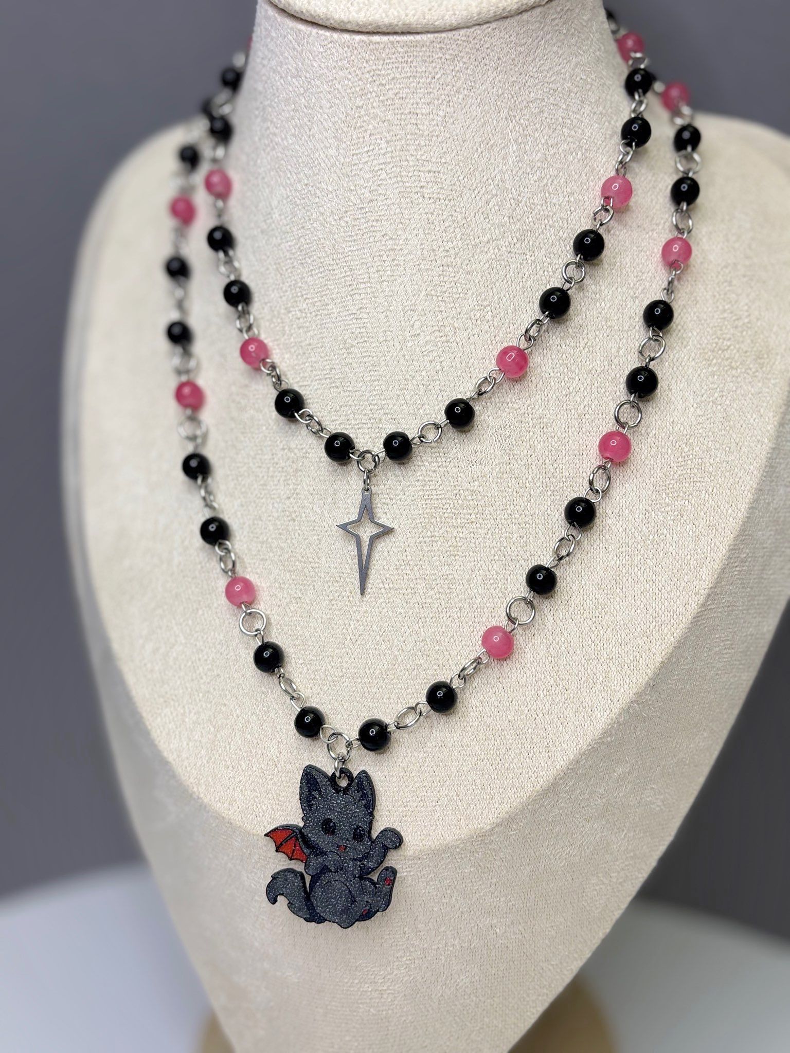 🐾 Dark Purr Necklace - Handmade Dark x Cute Jewelry
