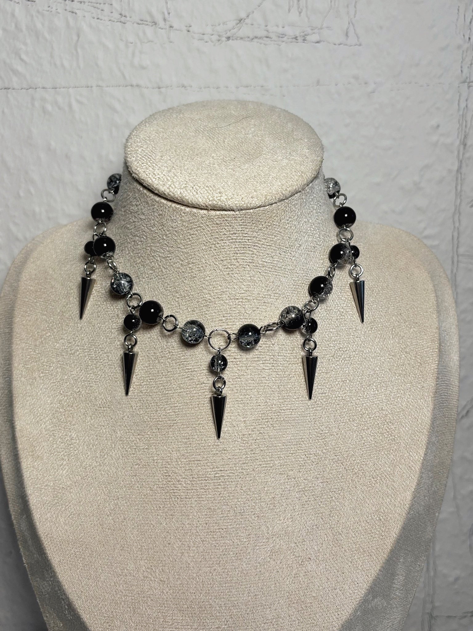 🖤 Spiked Moon Necklace - Dark x Cute Handmade Jewelry