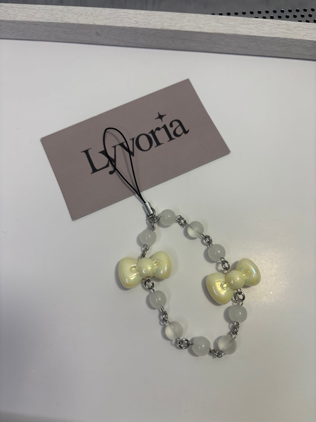 💛 Starlit Cream Bow Keychain - Dark x Cute Handmade Accessory