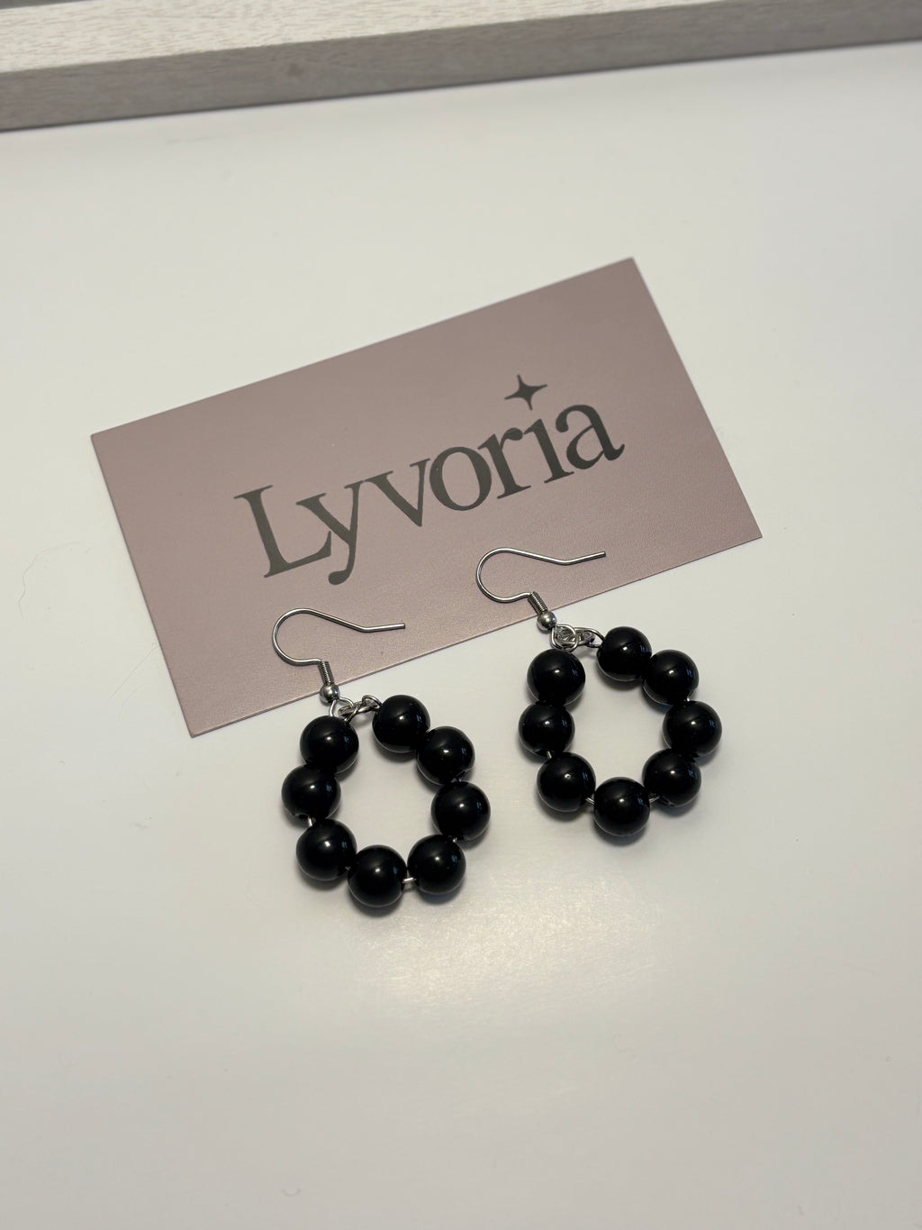 🖤 Pearl Loop Earrings - Black Dark x Cute Handmade Jewelry